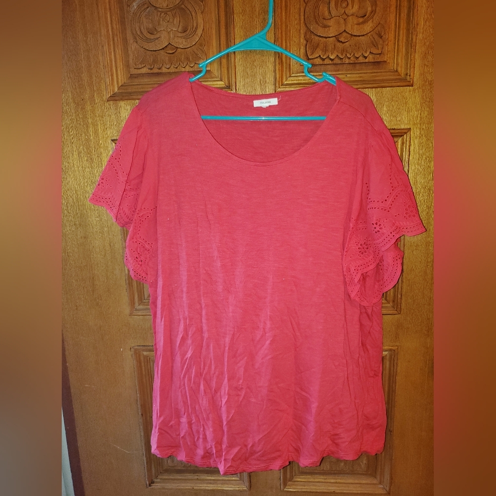 Maurices top size 2x.